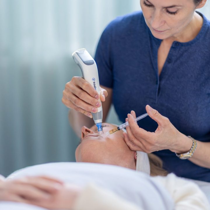 PRF-behandling_Anja-med-kunde3